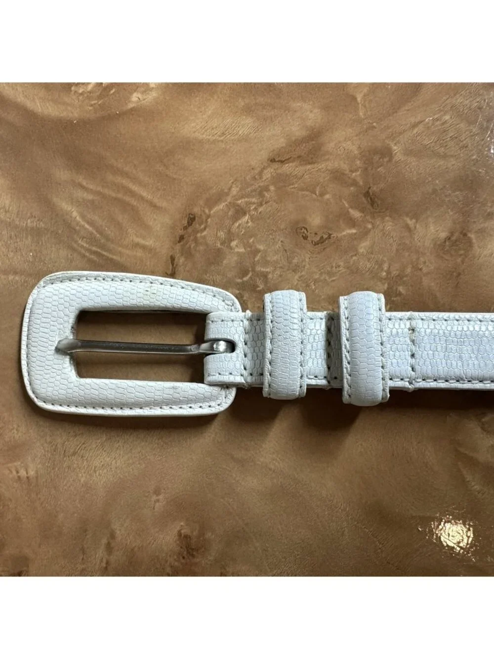 White Italian Calfskin Leather Belt Textured Skinny Silver Buckle Size 6 USA